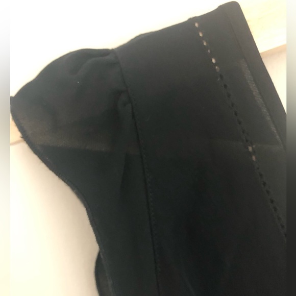 Gap 100% silk cap sleeve sheer blouse - Picture 2 of 5